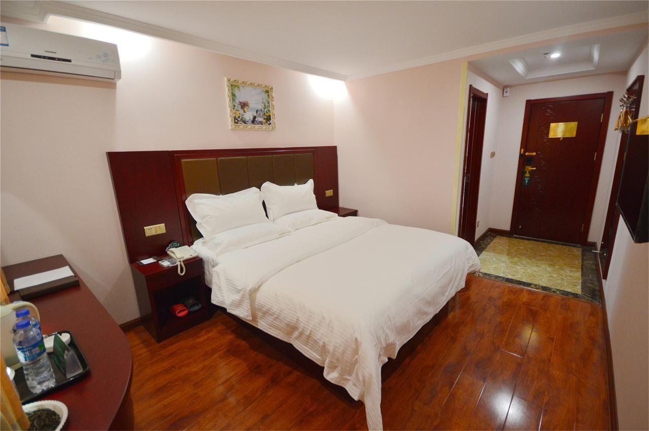 Greentree Inn Huai'An Bus Station Golden Eagle Xinya Huaihai Road Business Hotel Ngoại thất bức ảnh